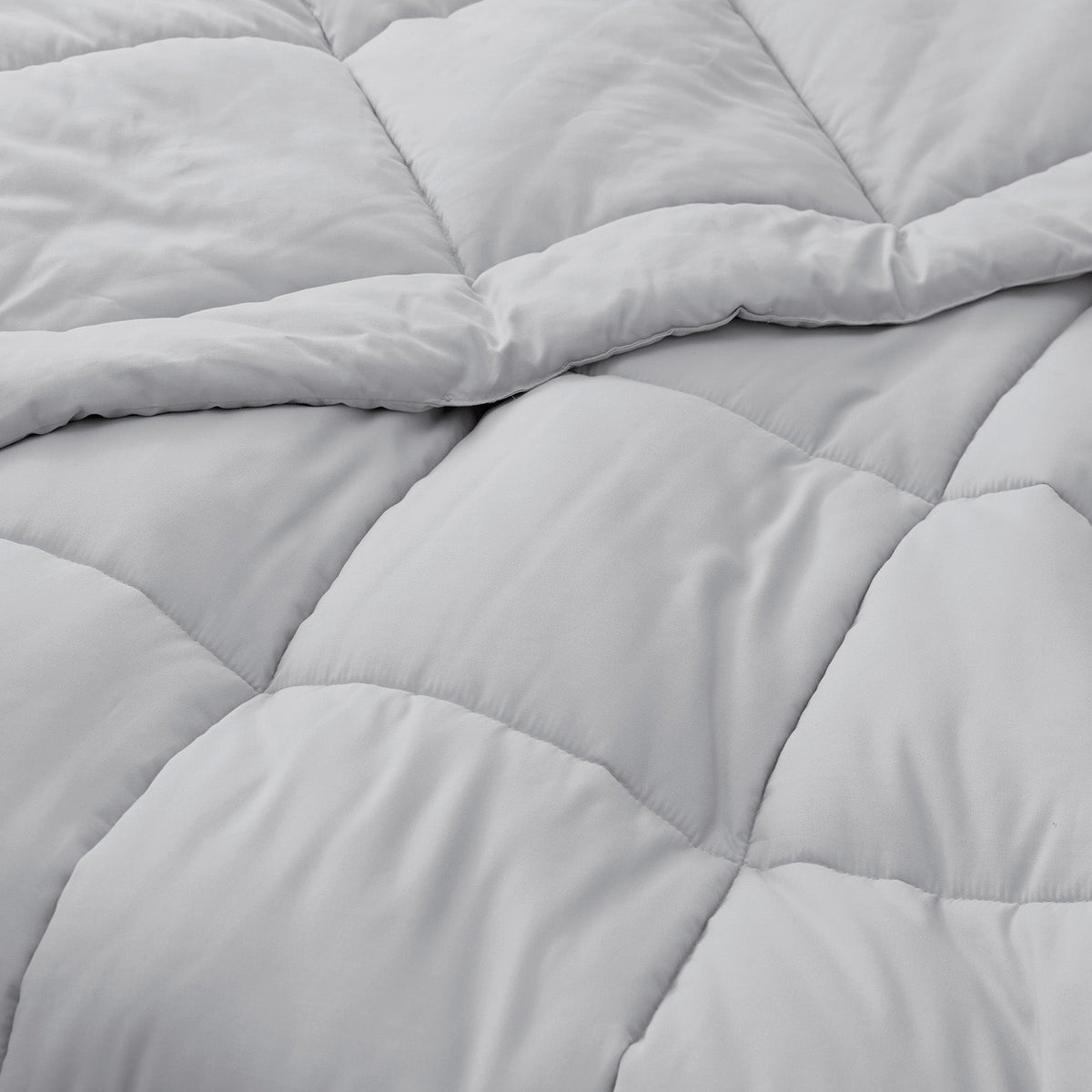 Down Alternative Comforter
