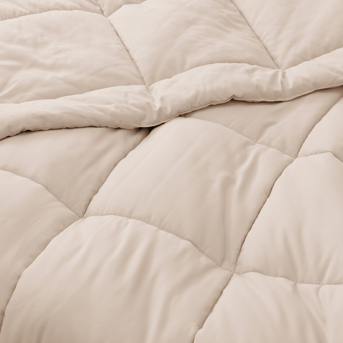 Down Alternative Comforter