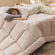 Down Alternative Comforter