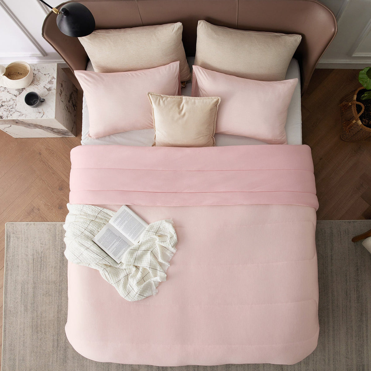 Reversible Warm and Cooling Comforter Set