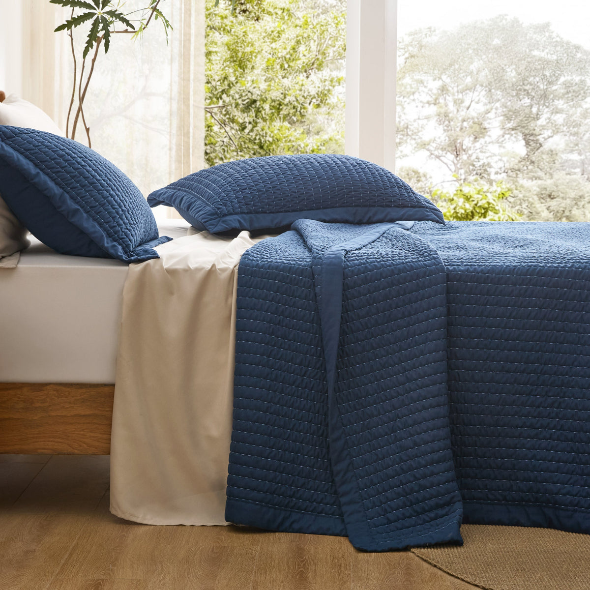 Corduroy Pattern Quilt Set