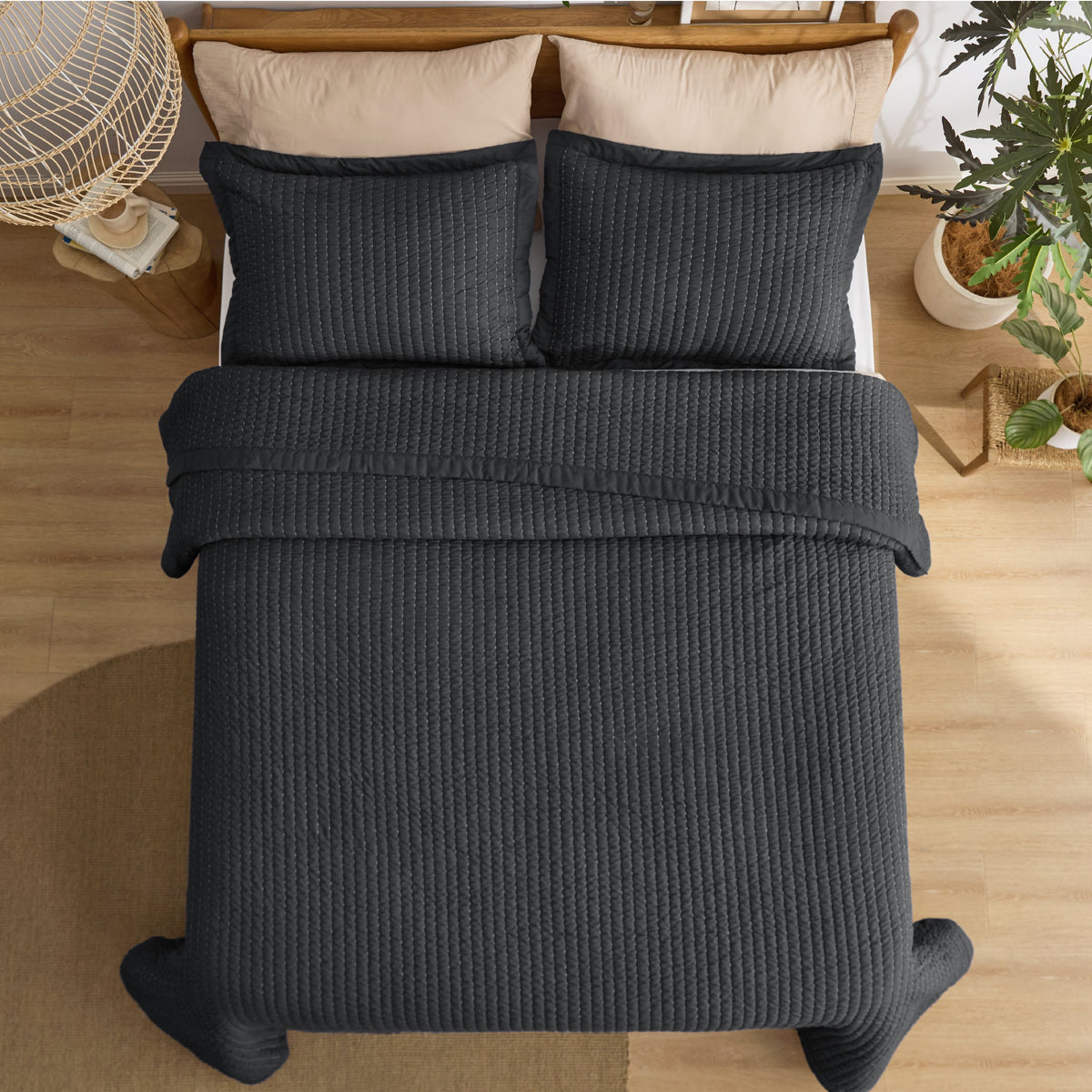 Corduroy Pattern Quilt Set