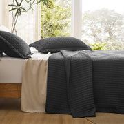 Corduroy Pattern Quilt Set