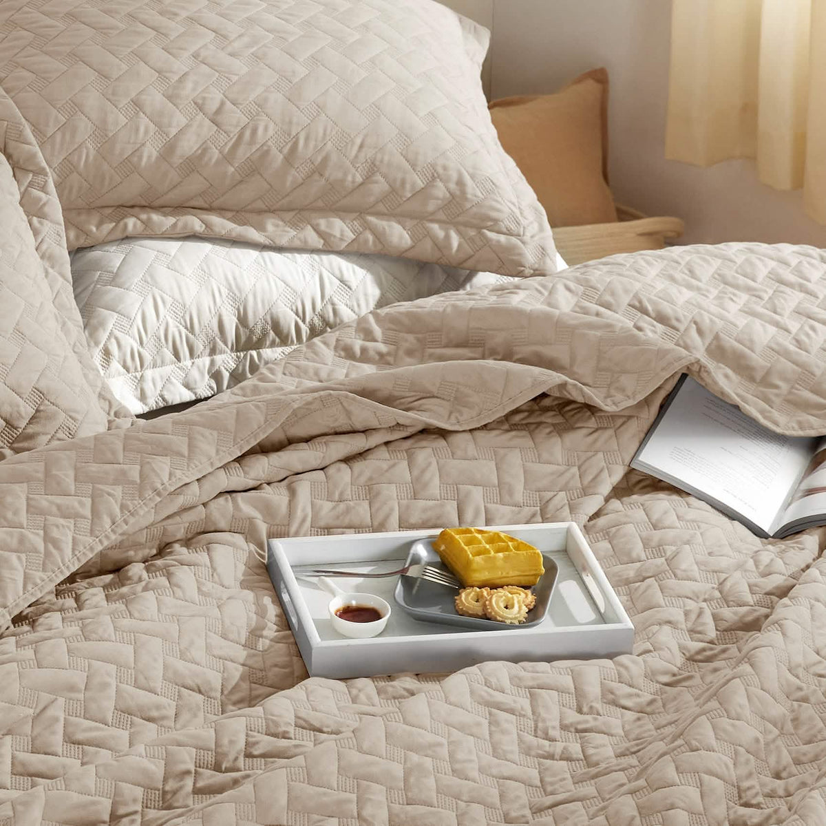 Basket-weave Quilt Set