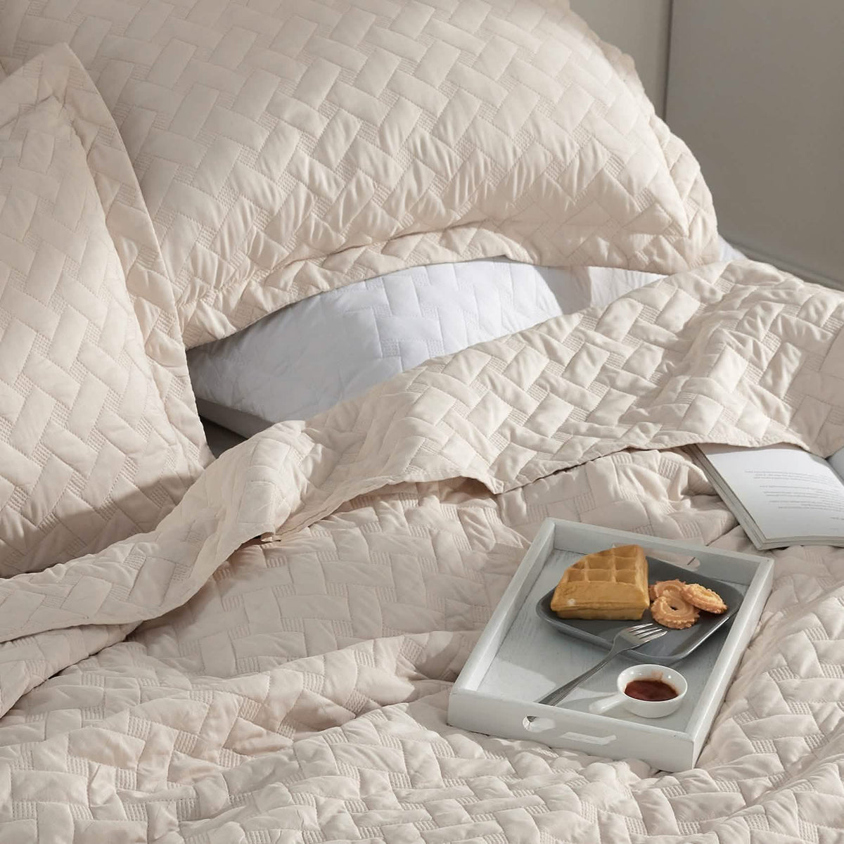 Basket-weave Quilt Set