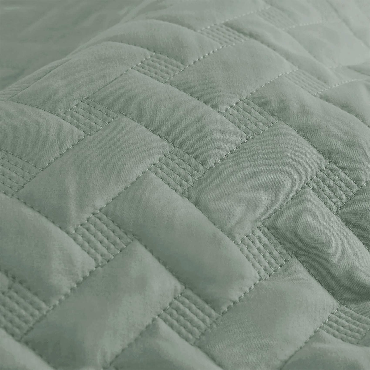 Basket-weave Quilt Set
