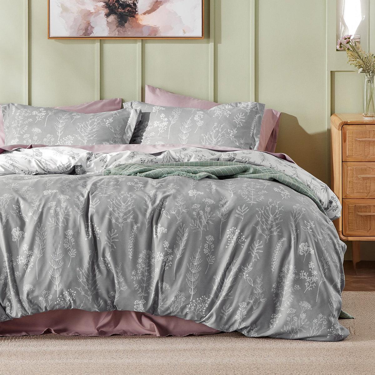 Reversible Floral Print Duvet Cover Set
