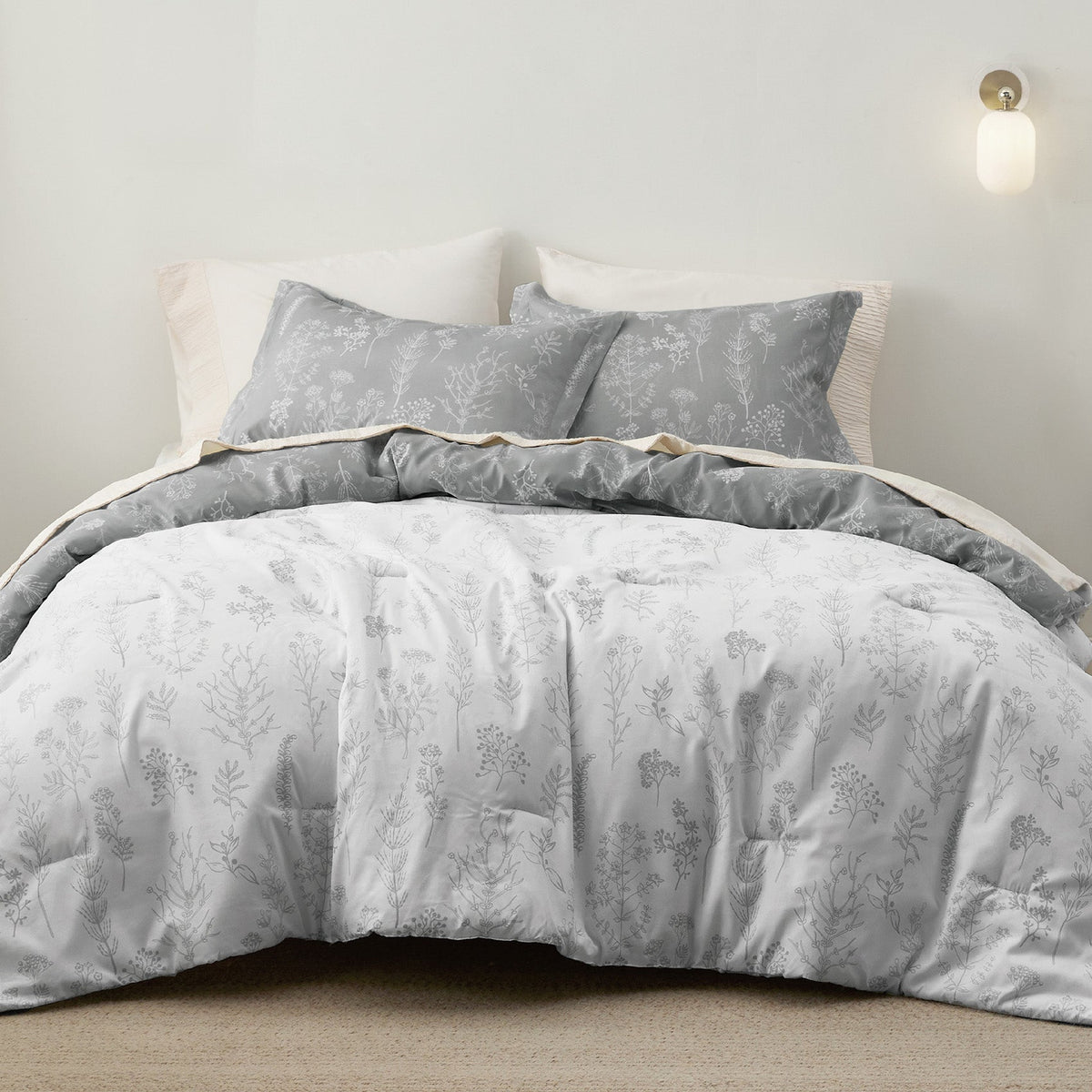 Reversible Floral Print Duvet Cover Set