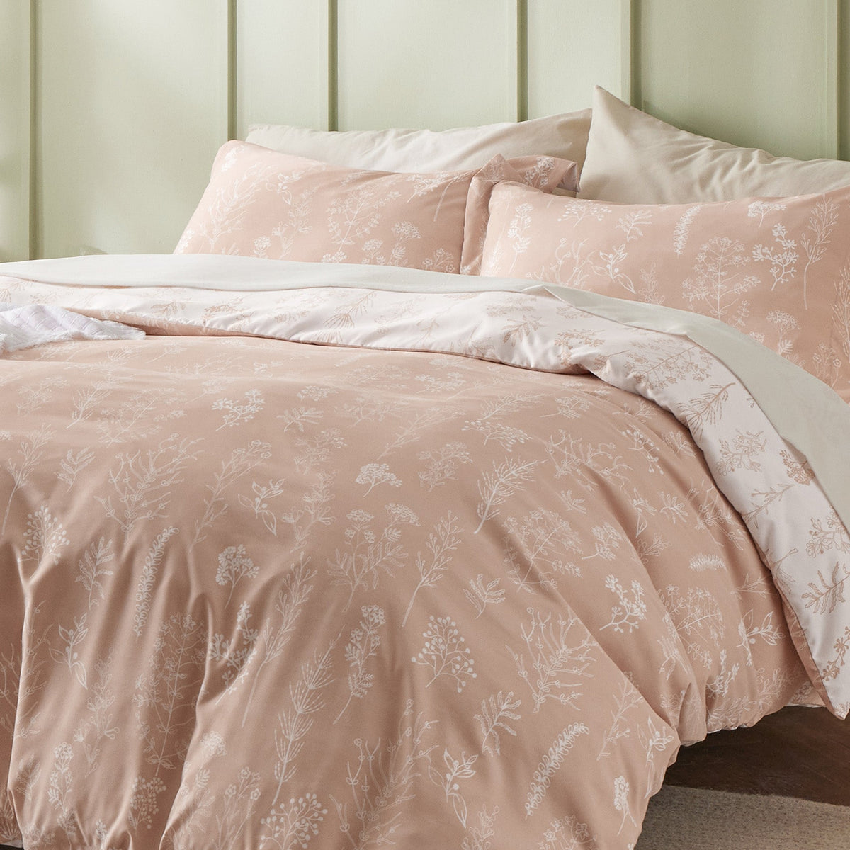 Reversible Floral Print Duvet Cover Set