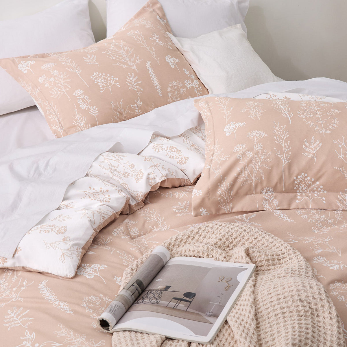 Reversible Floral Print Duvet Cover Set