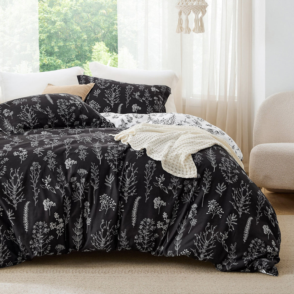 Reversible Floral Print Duvet Cover Set