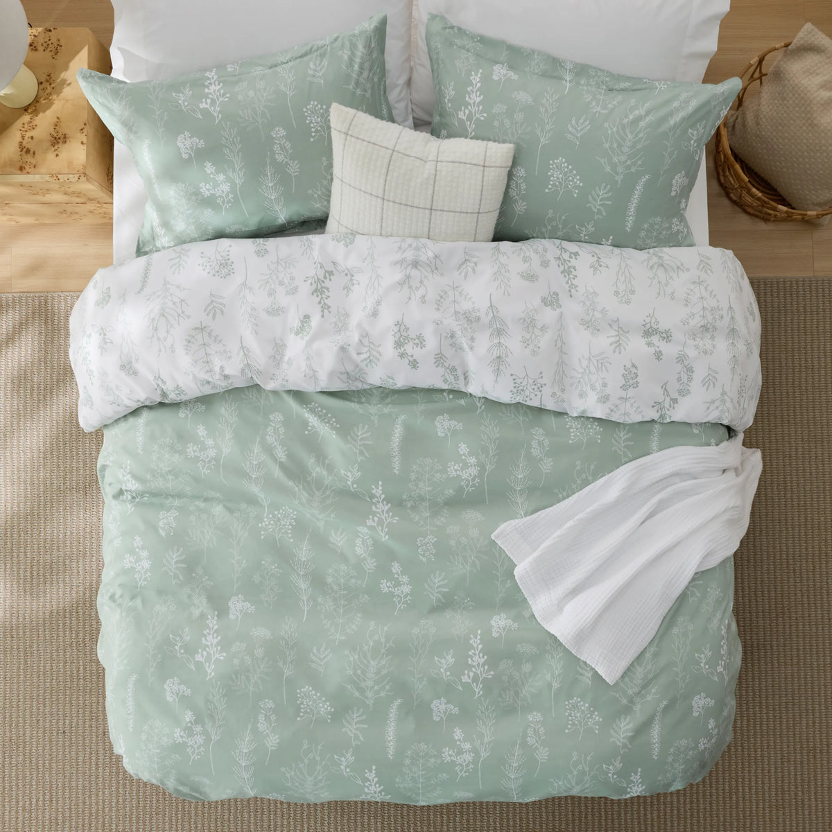Reversible Floral Print Duvet Cover Set
