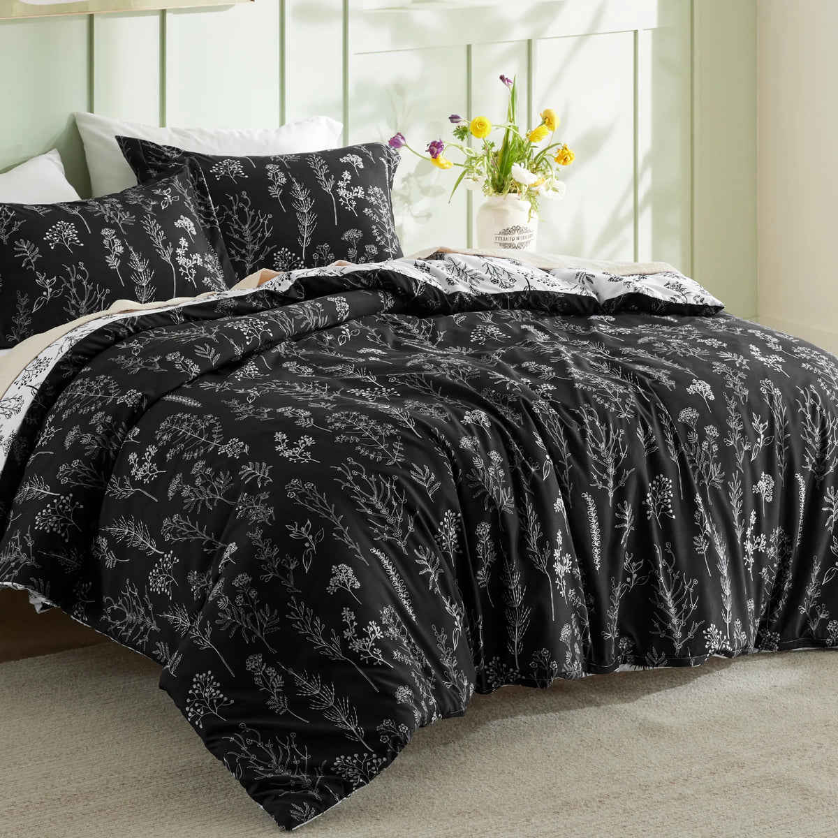 Floral Comforter Set