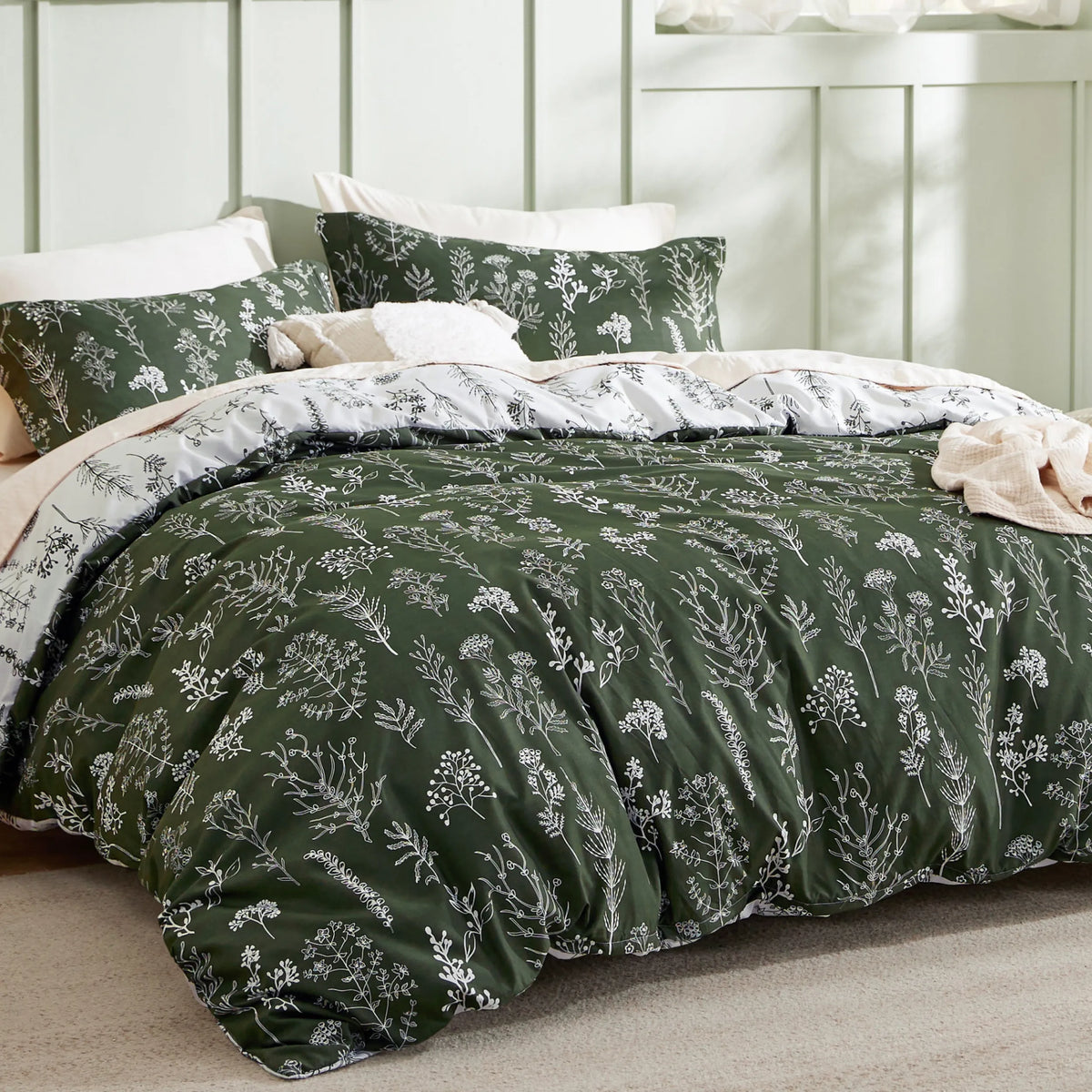 Floral Comforter Set