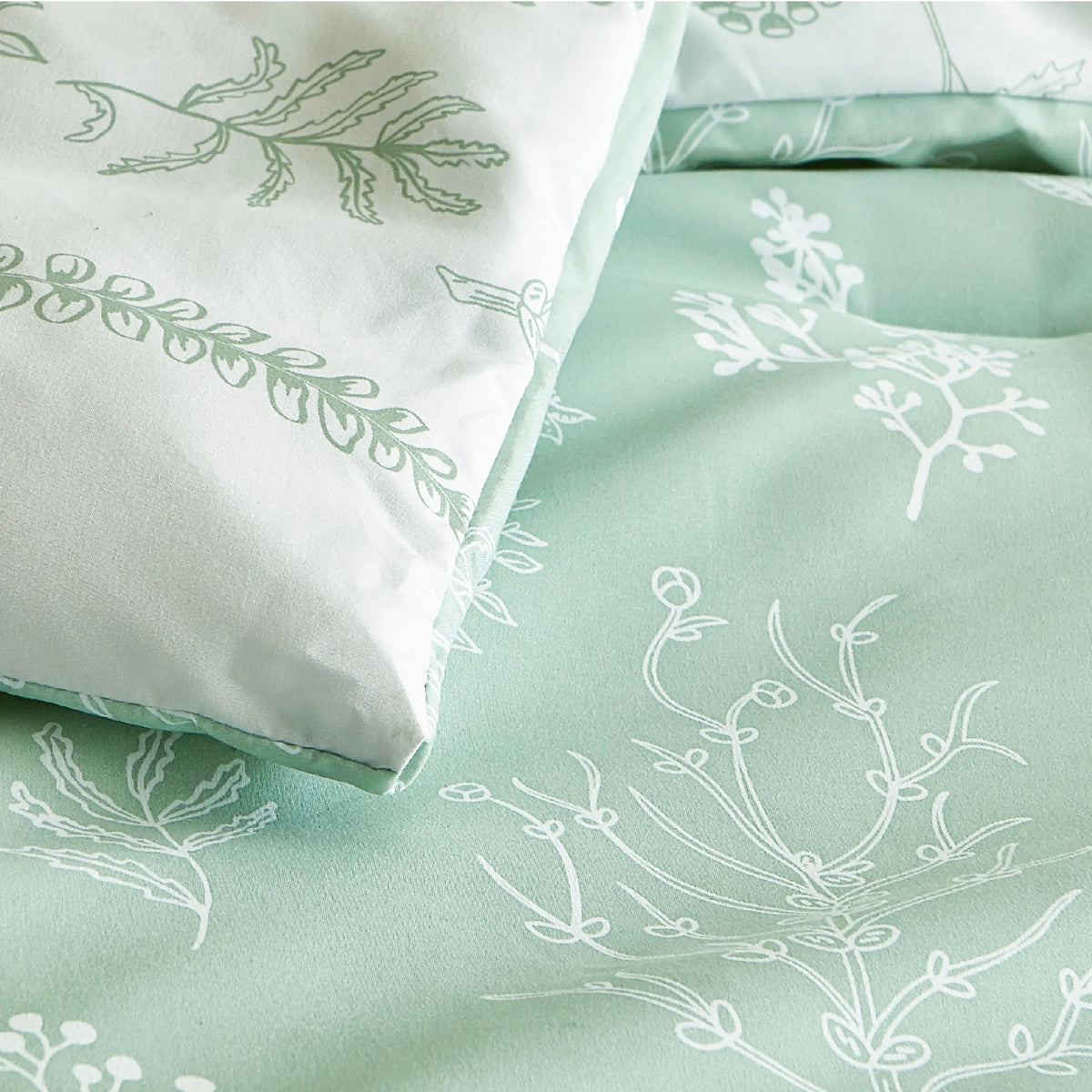 Floral Comforter Set