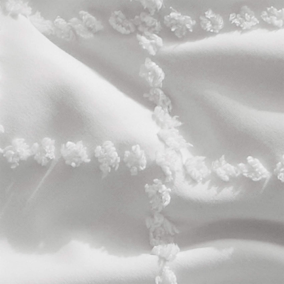 Tufted Embroidery Comforter Set