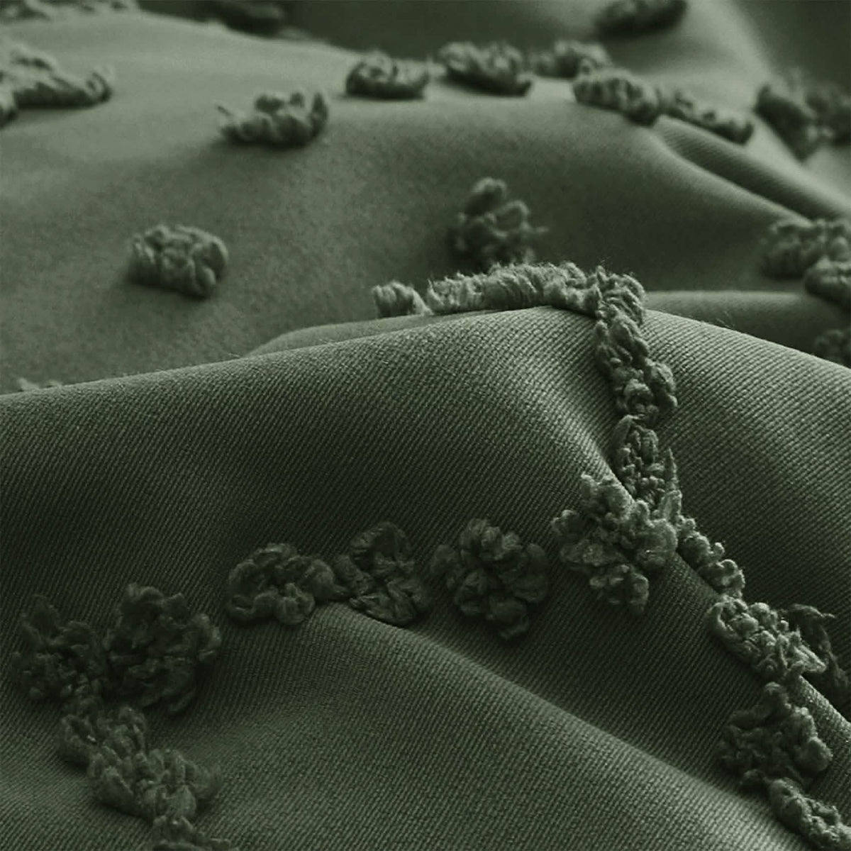 Tufted Embroidery Comforter Set