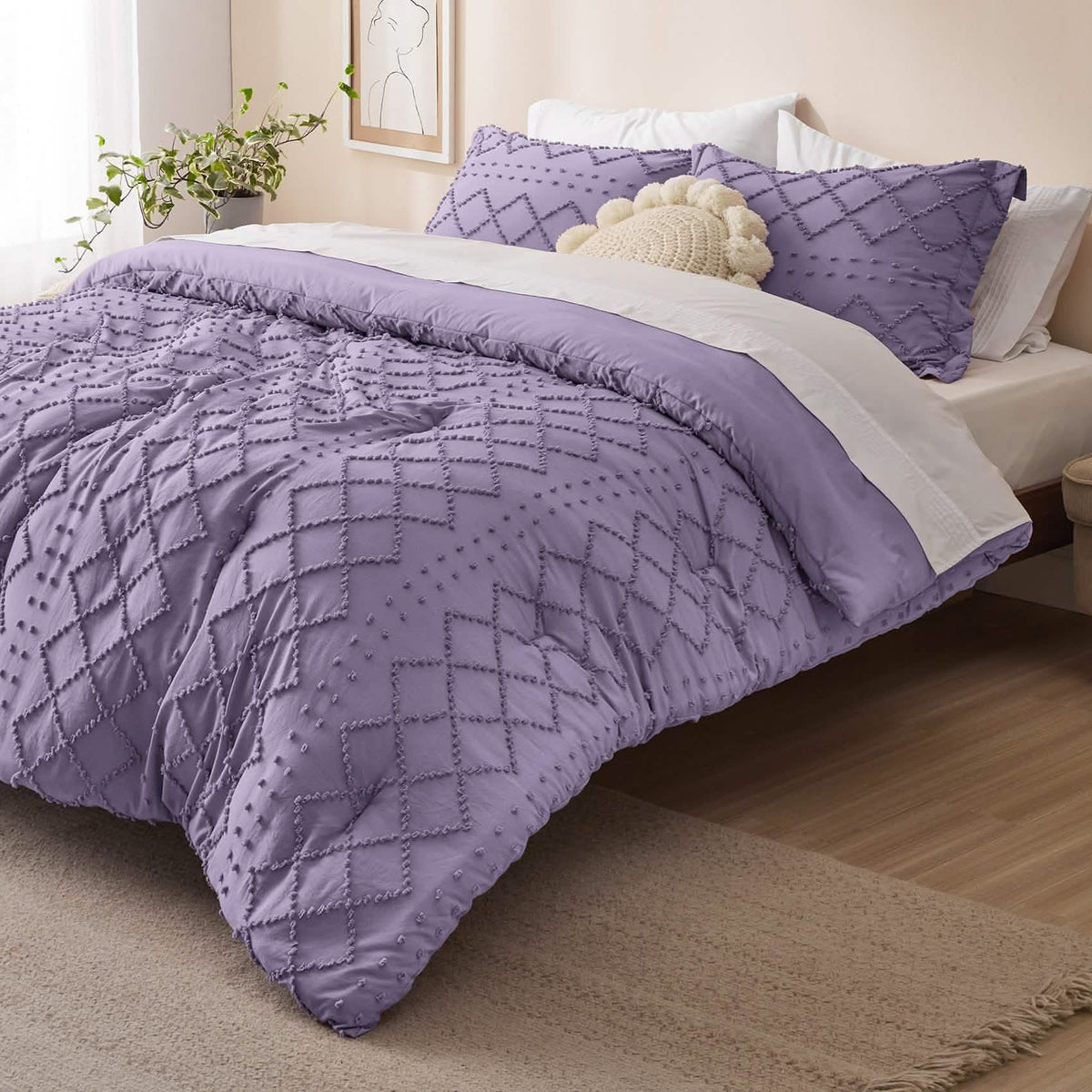 Tufted Embroidery Comforter Set