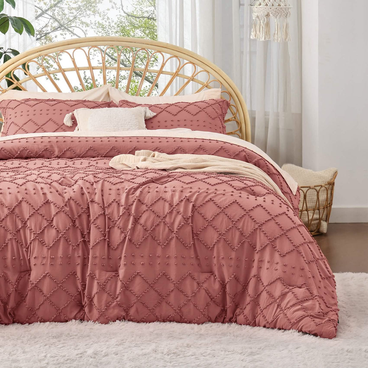 Tufted Embroidery Comforter Set