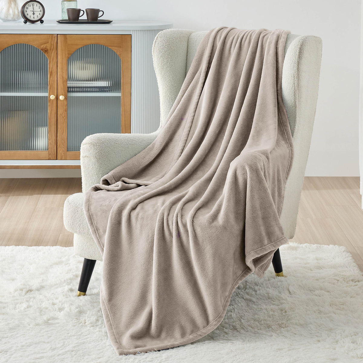 Flannel Fleece Blanket 300gsm