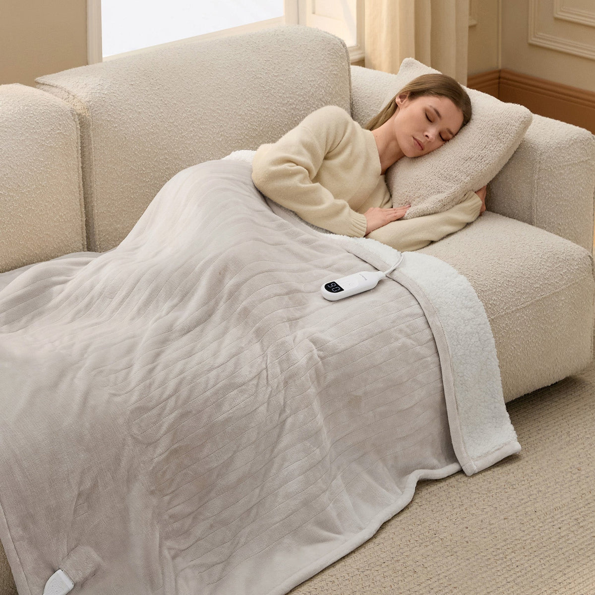 Solid Flannel Heated Blanket