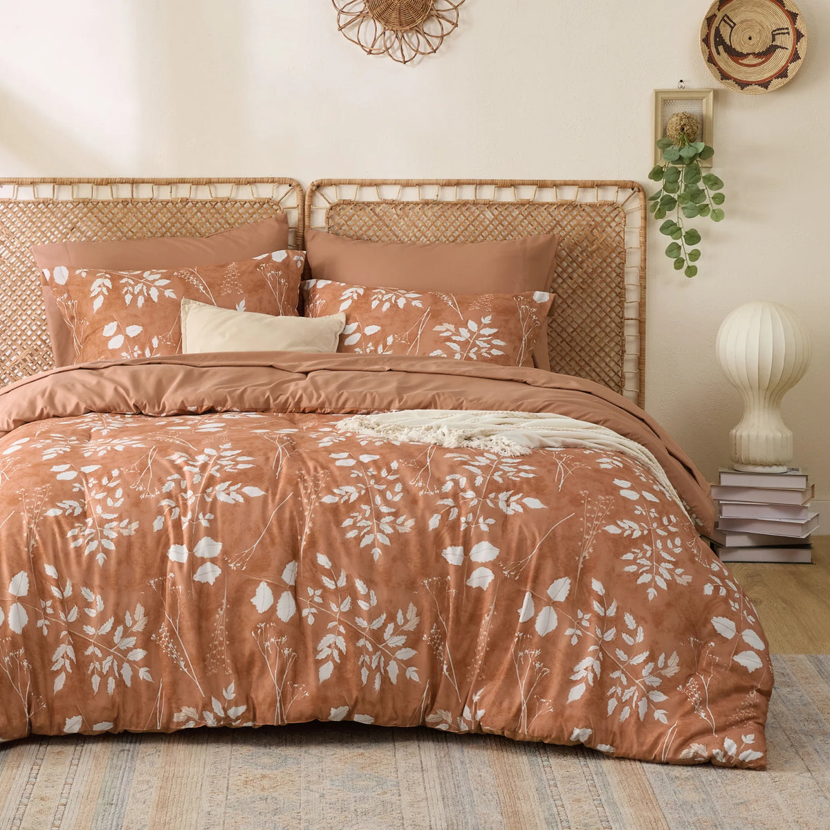 Elegant Floral Comforter Sets