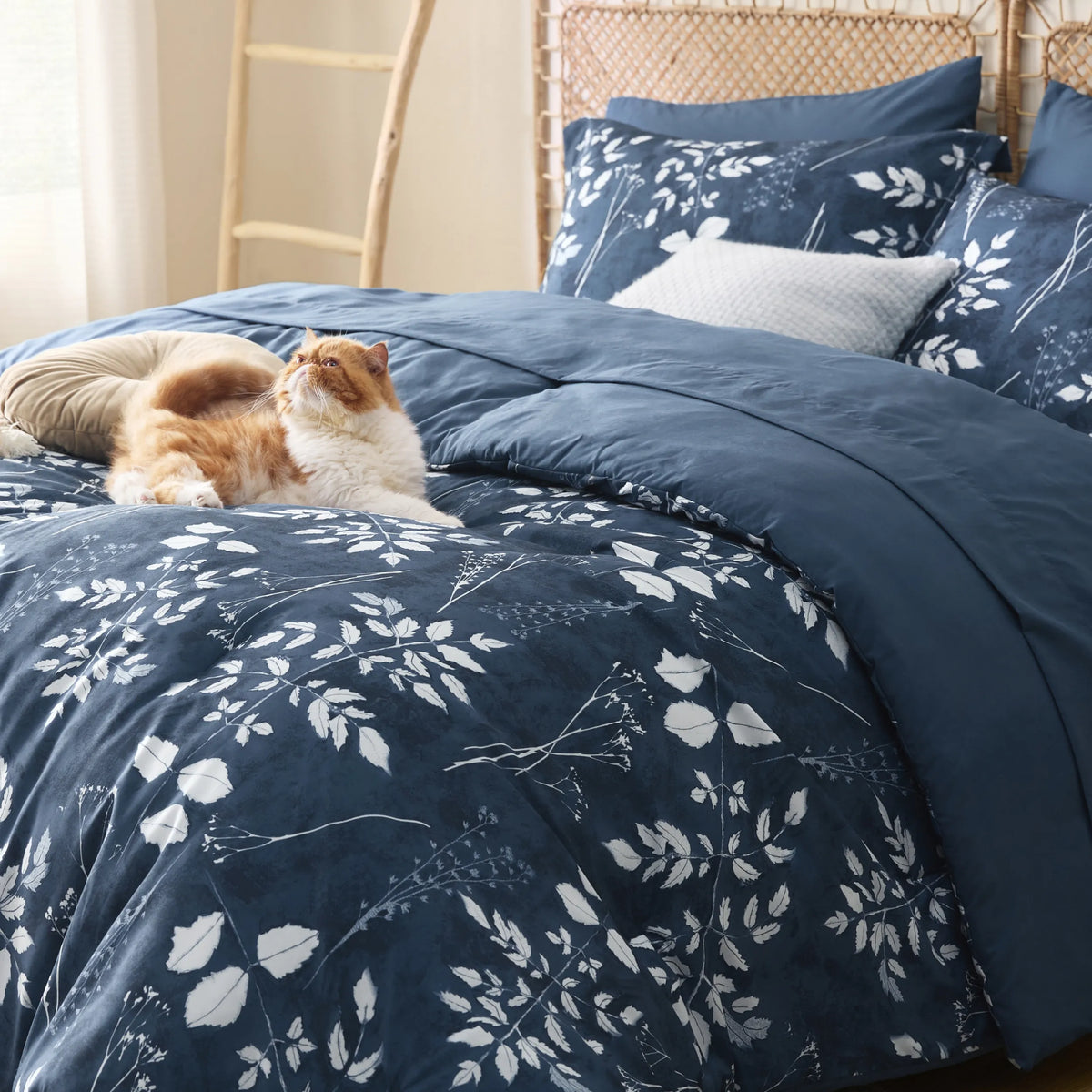 Elegant Floral Comforter Sets