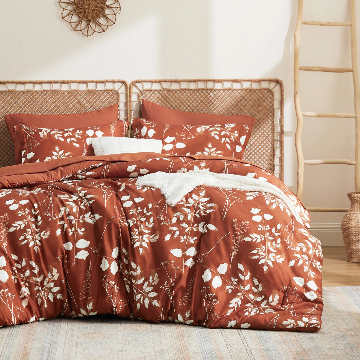 Elegant Floral Comforter Sets