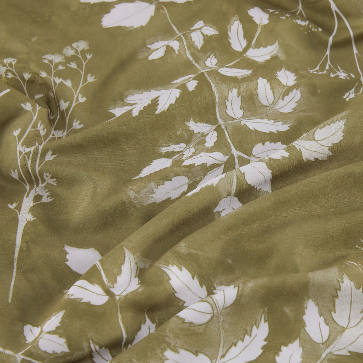 Elegant Floral Comforter Sets