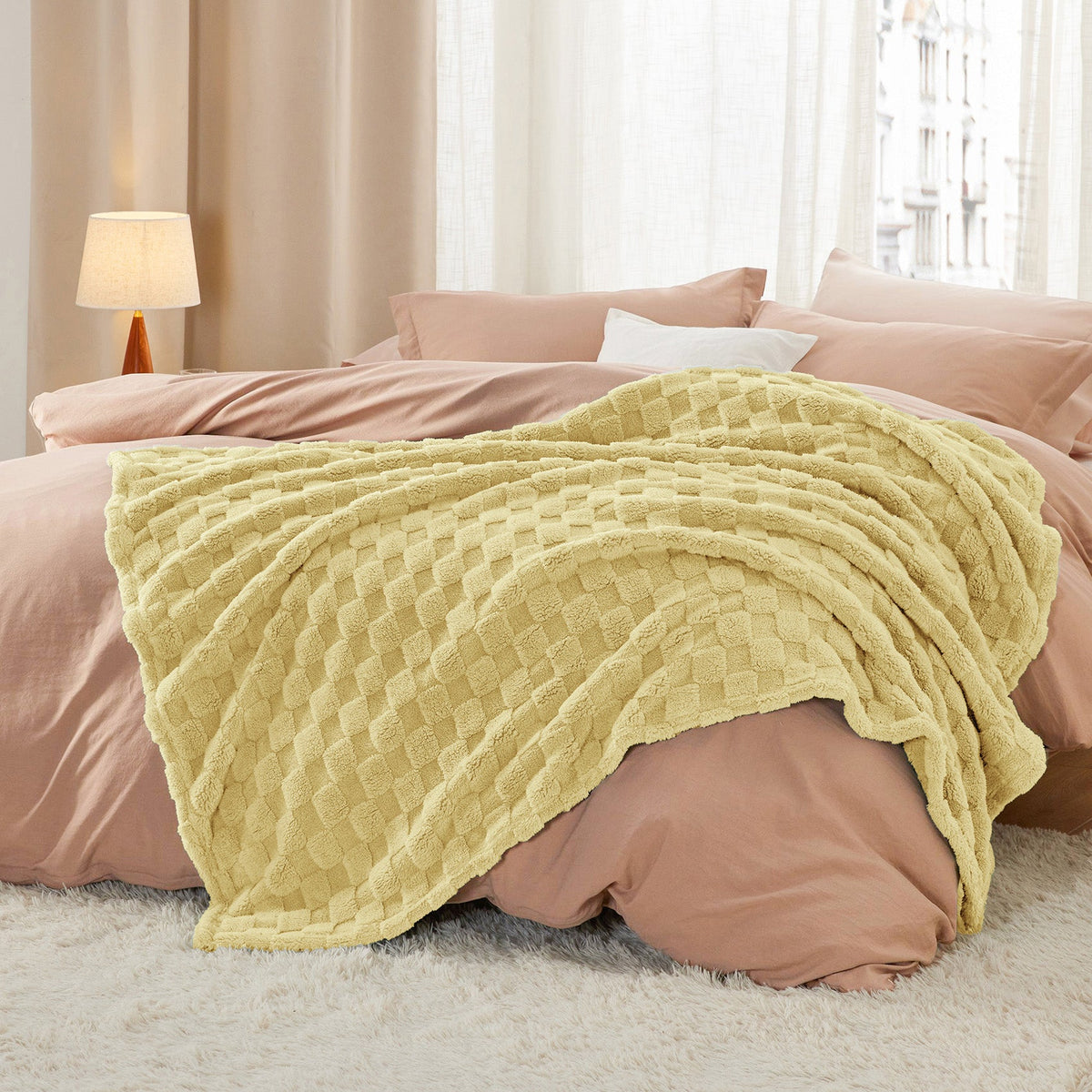 Jacquard Shaggy Sherpa Blanket