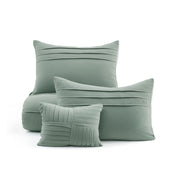 Pinch Pleat Comforter Set