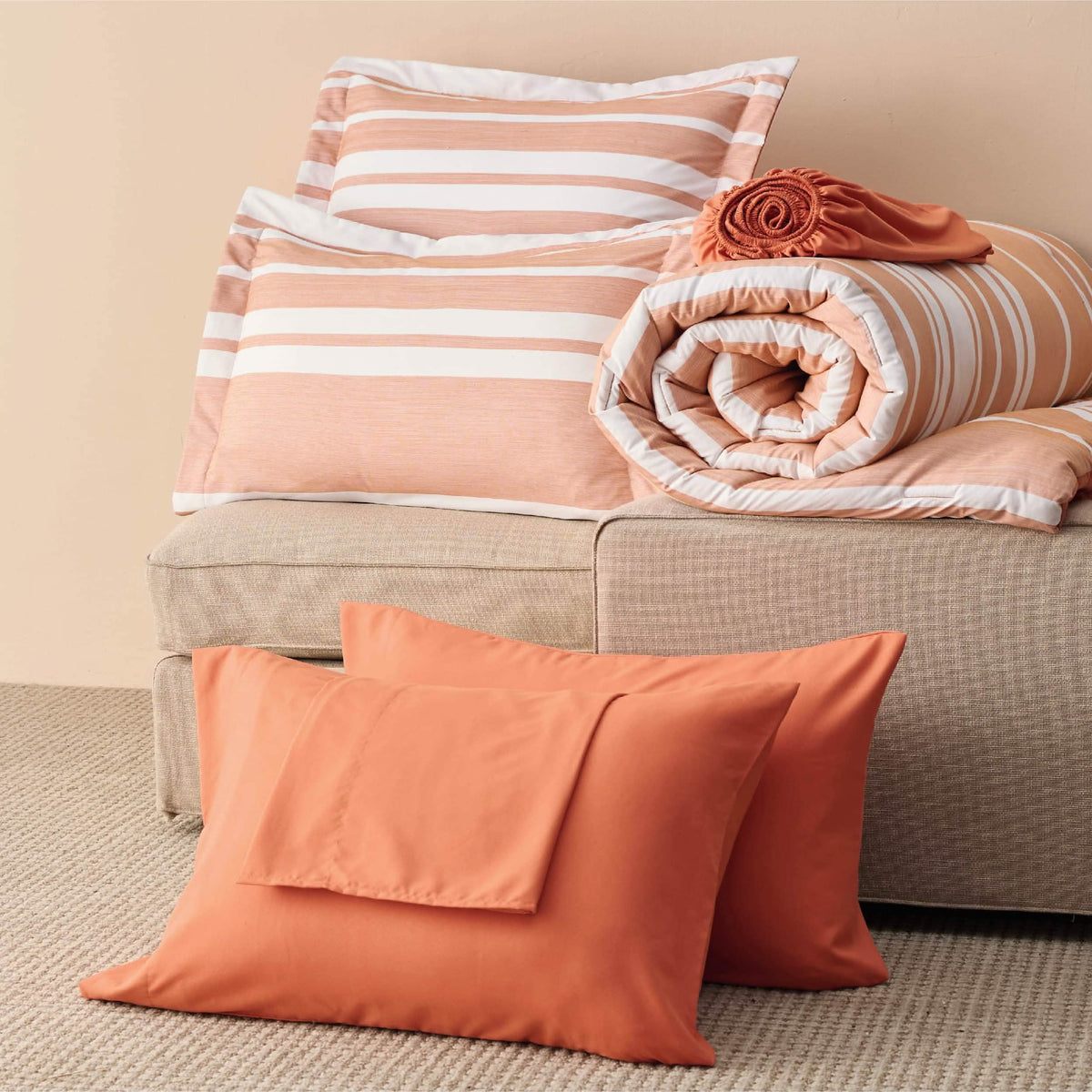 Reversible Cationic Dyed Bed-in-a-Bag