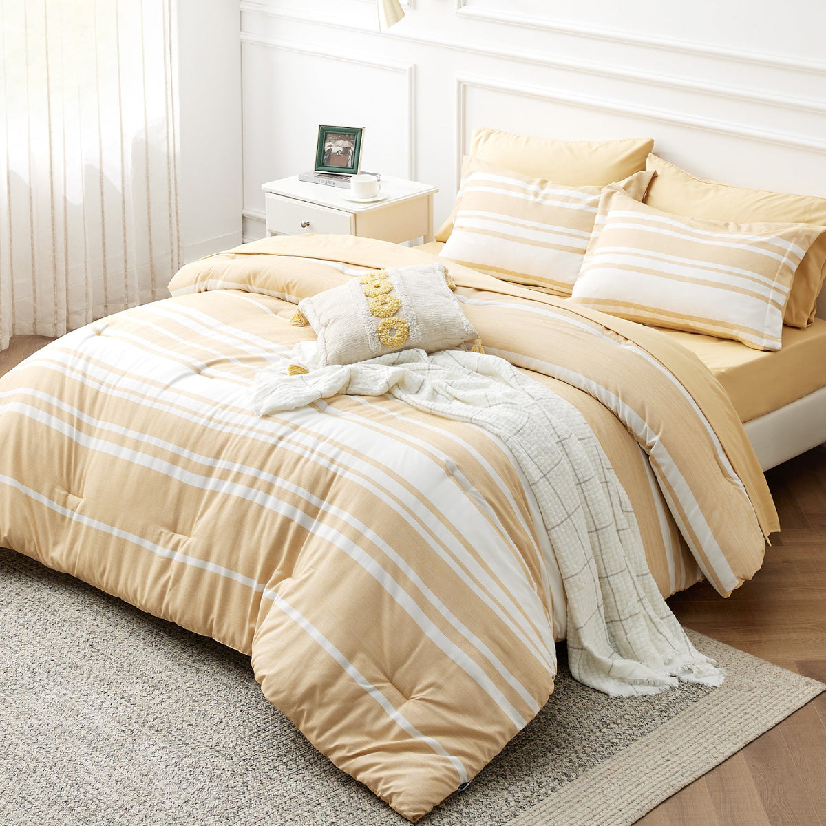 Reversible Cationic Dyed Bed-in-a-Bag