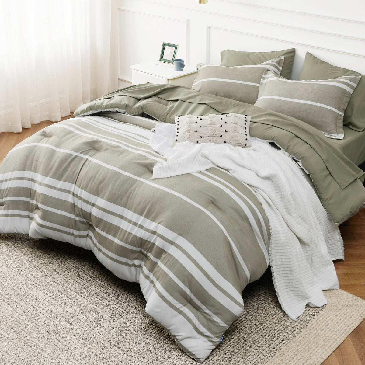 Reversible Cationic Dyed Bed-in-a-Bag