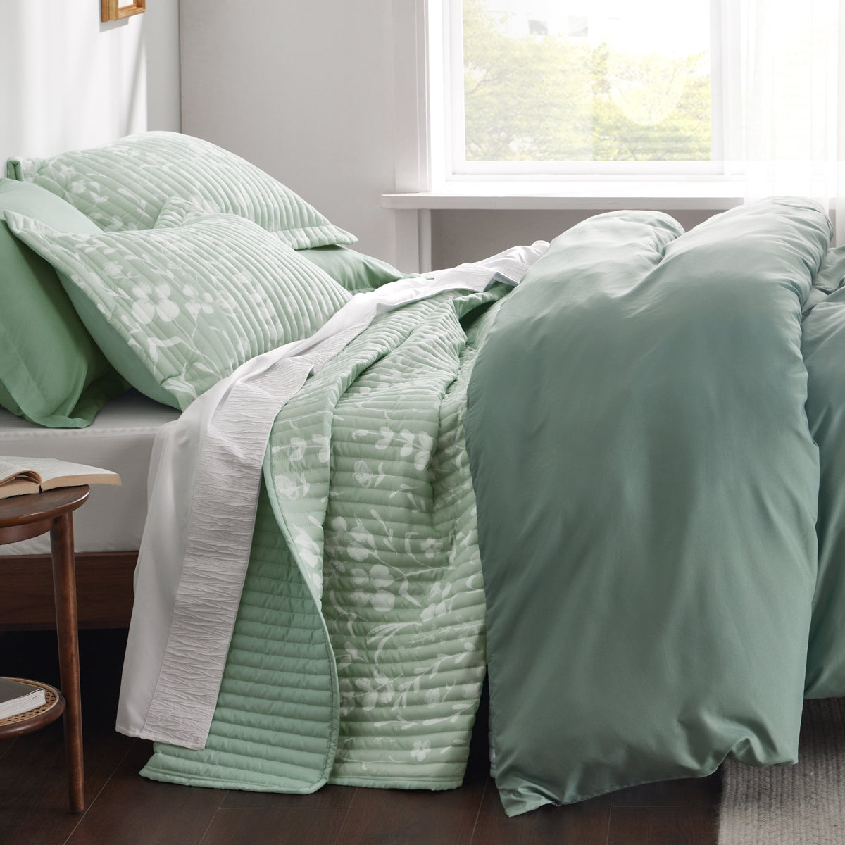 Botanical Quilt Set