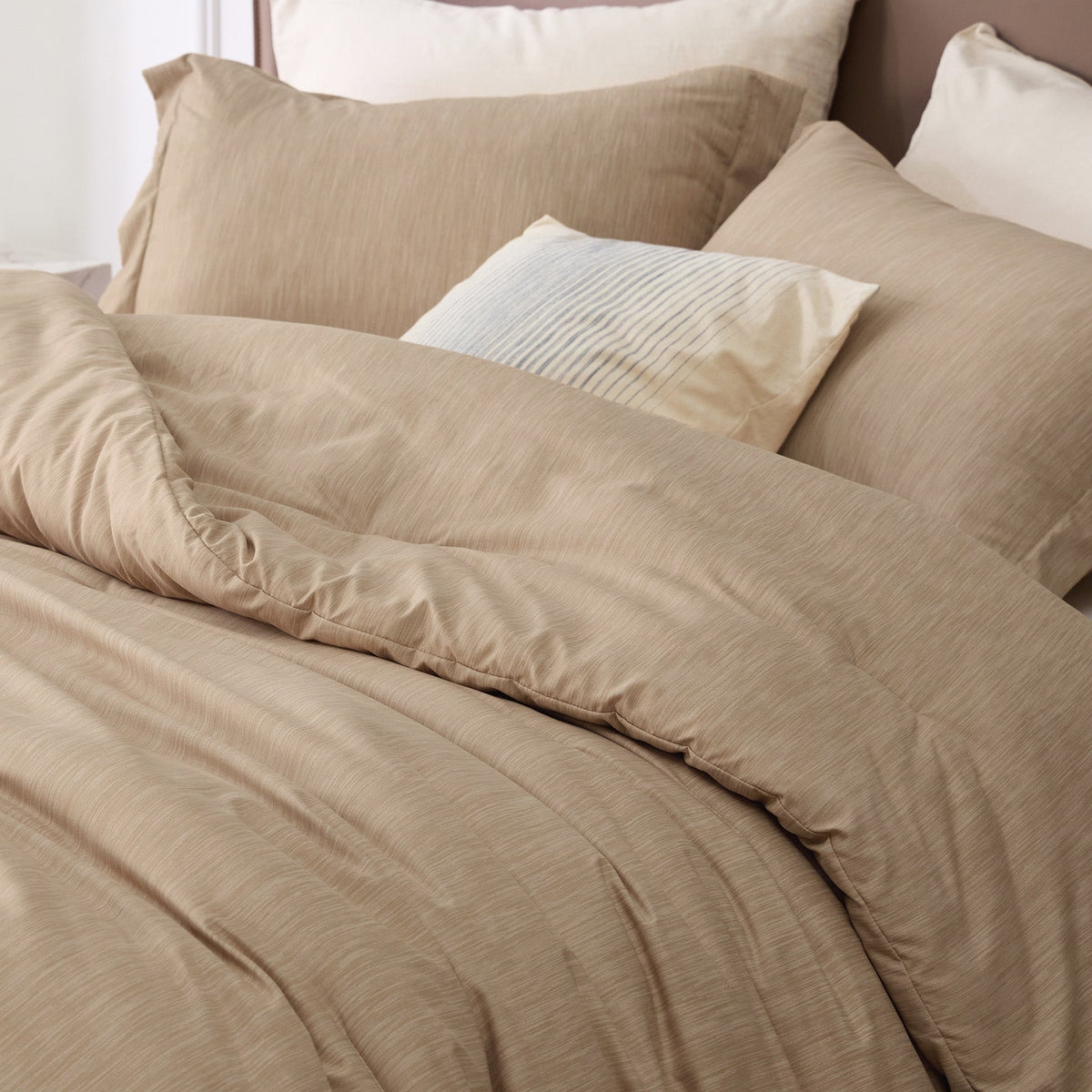 Cationic Dye Comforter Set 90gsm