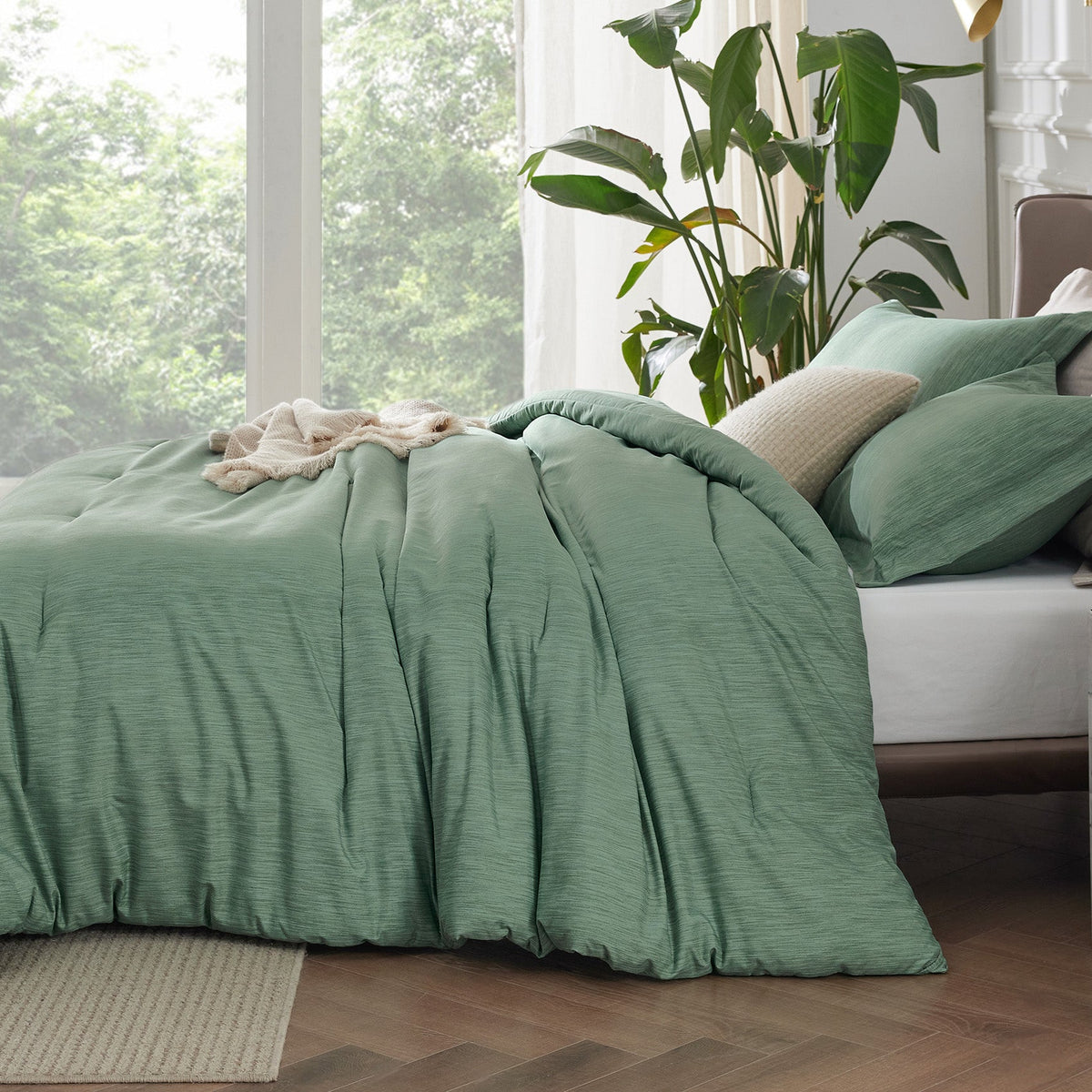 Cationic Dye Comforter Set 90gsm