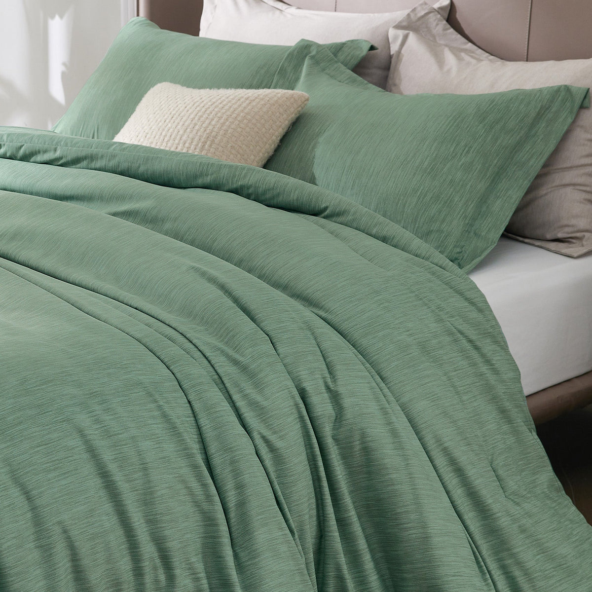 Cationic Dye Comforter Set 90gsm