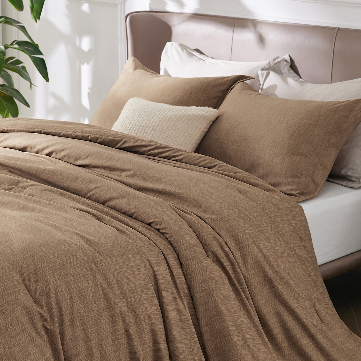 Cationic Dye Comforter Set 90gsm