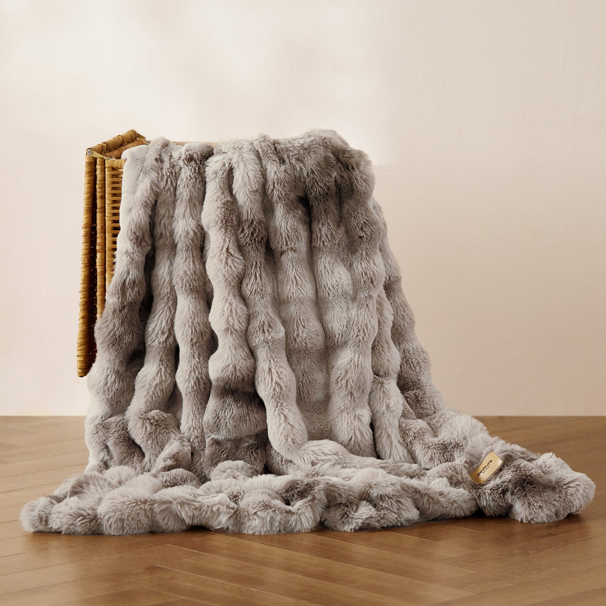 Bubble Faux Fur Blanket