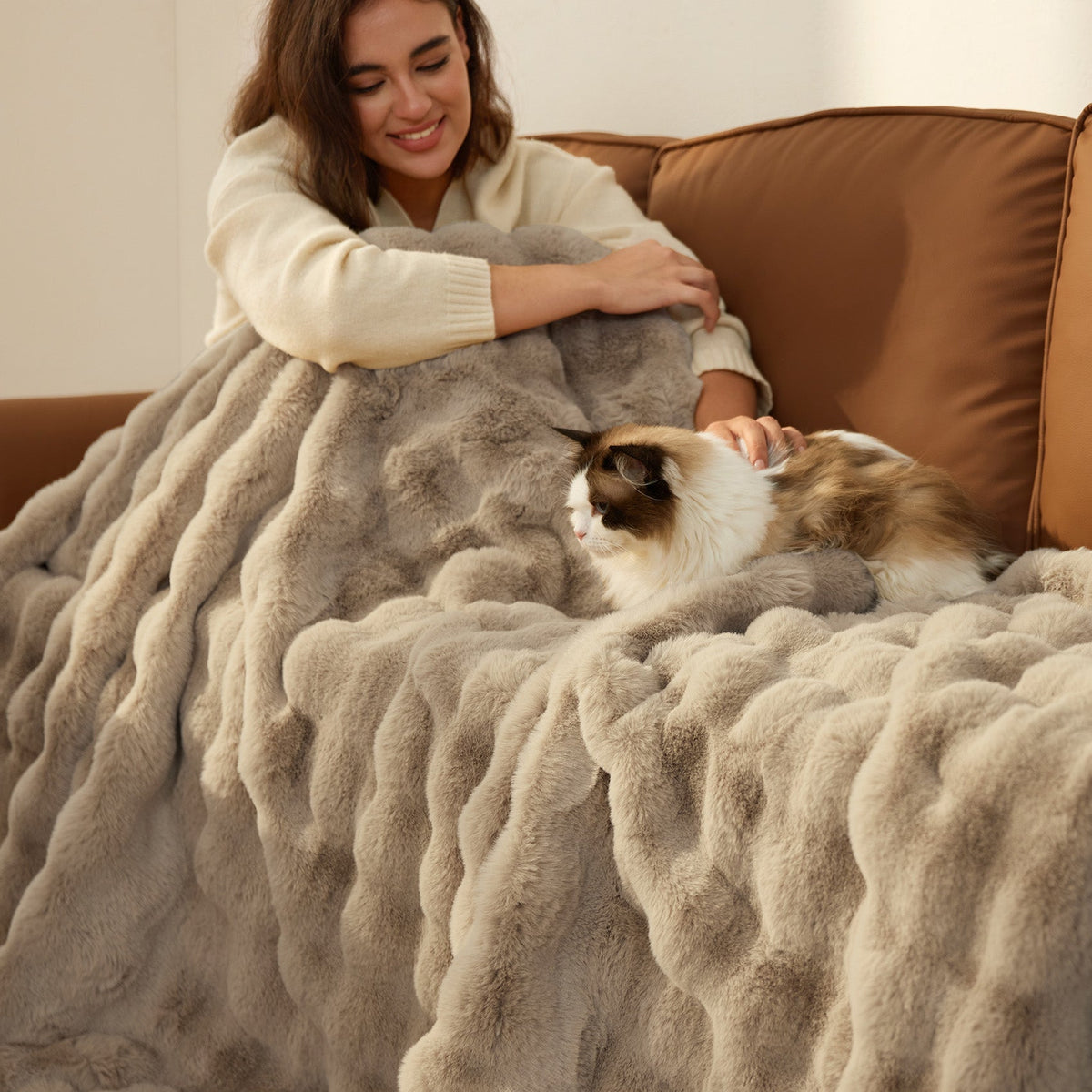 Bubble Faux Fur Blanket