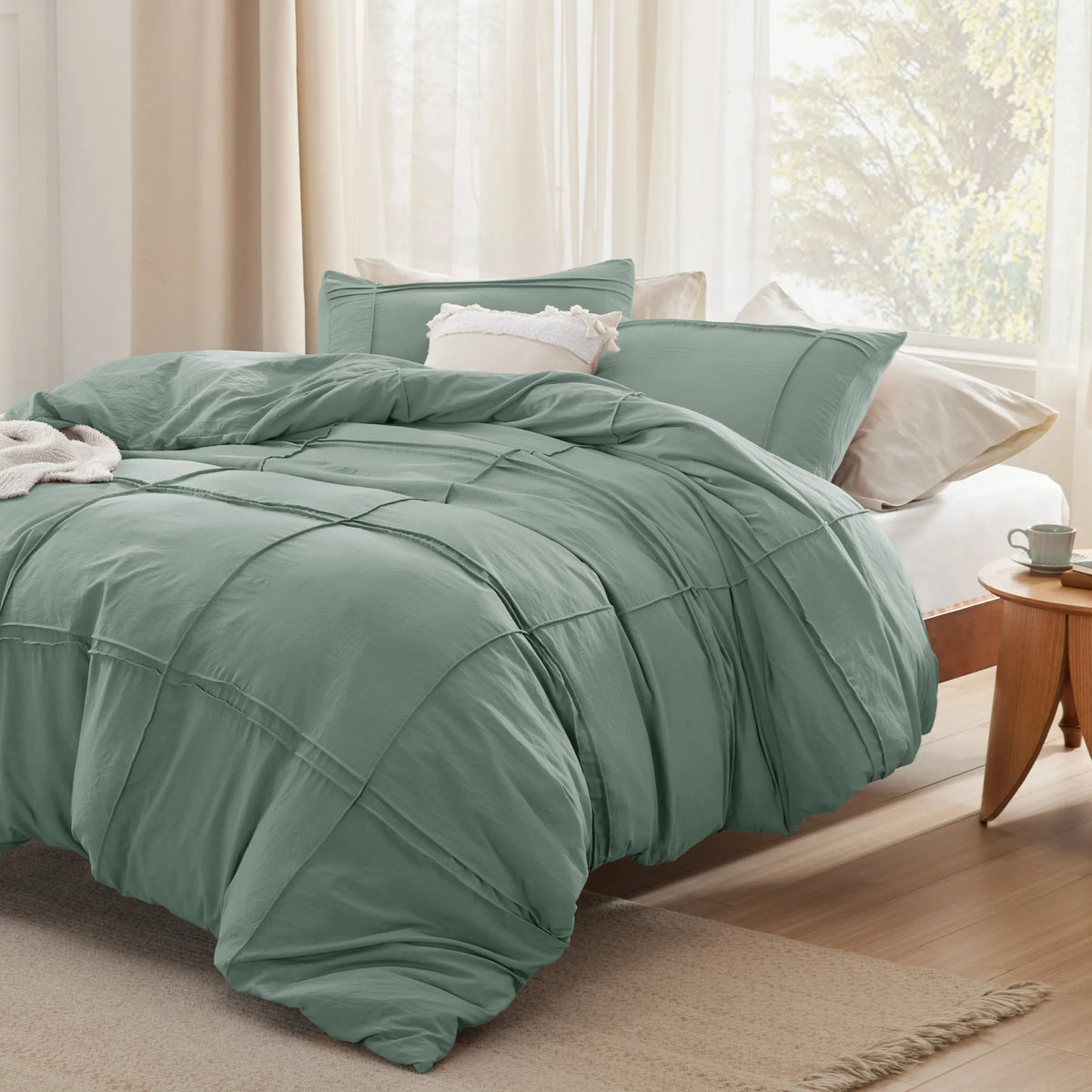 Striped Tufted Embroidery Duvet Cover Set