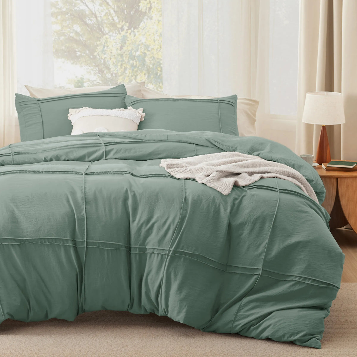 Striped Tufted Embroidery Duvet Cover Set