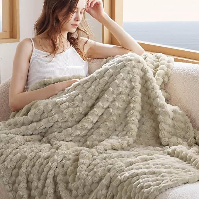 Textured Bubble Flannel Fleece Blanket