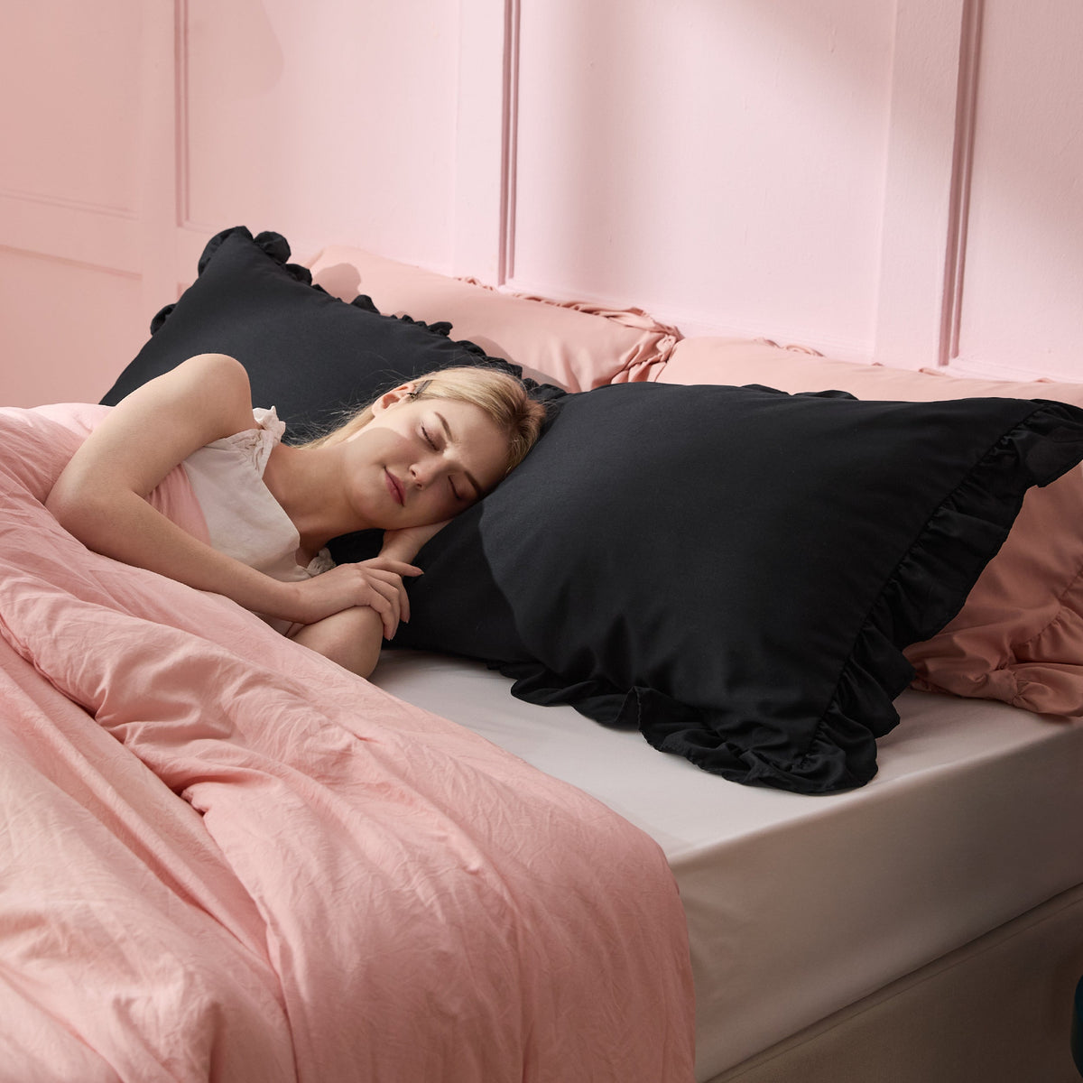 Ruffle Pillowcase
