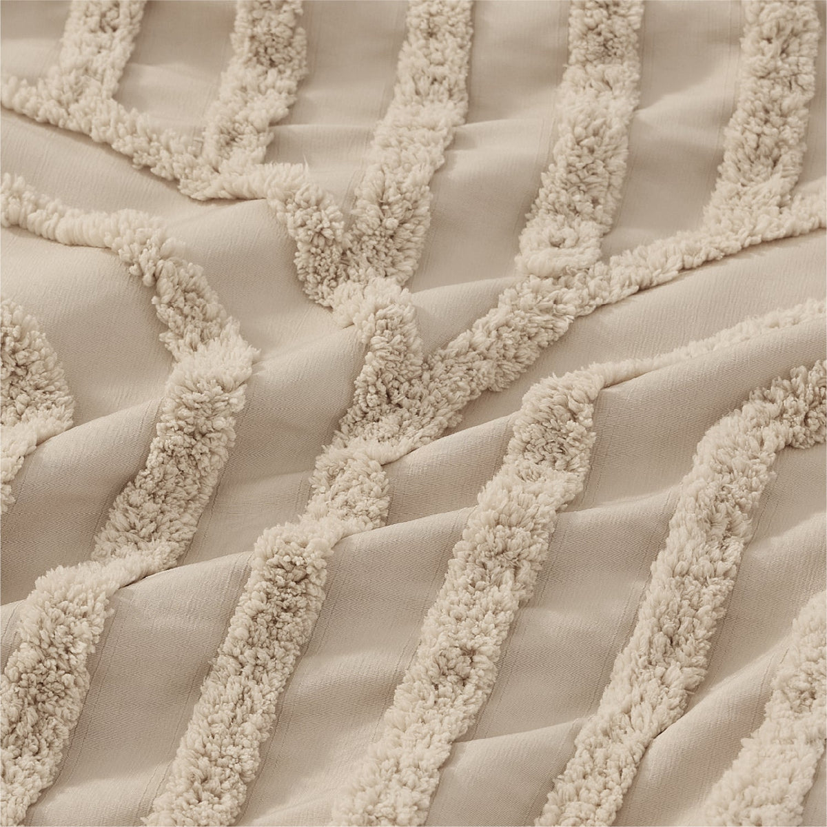 Fluffy Arch Tufted Comforter Set
