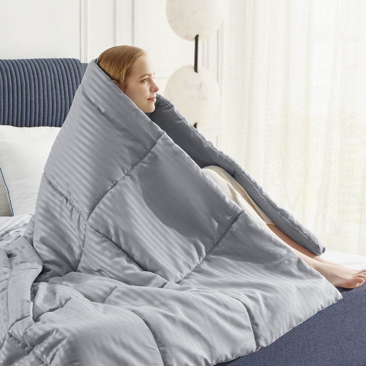 Weightless Comfy Striped Quilt