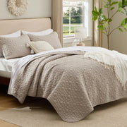 Lucky Star Quilt Set