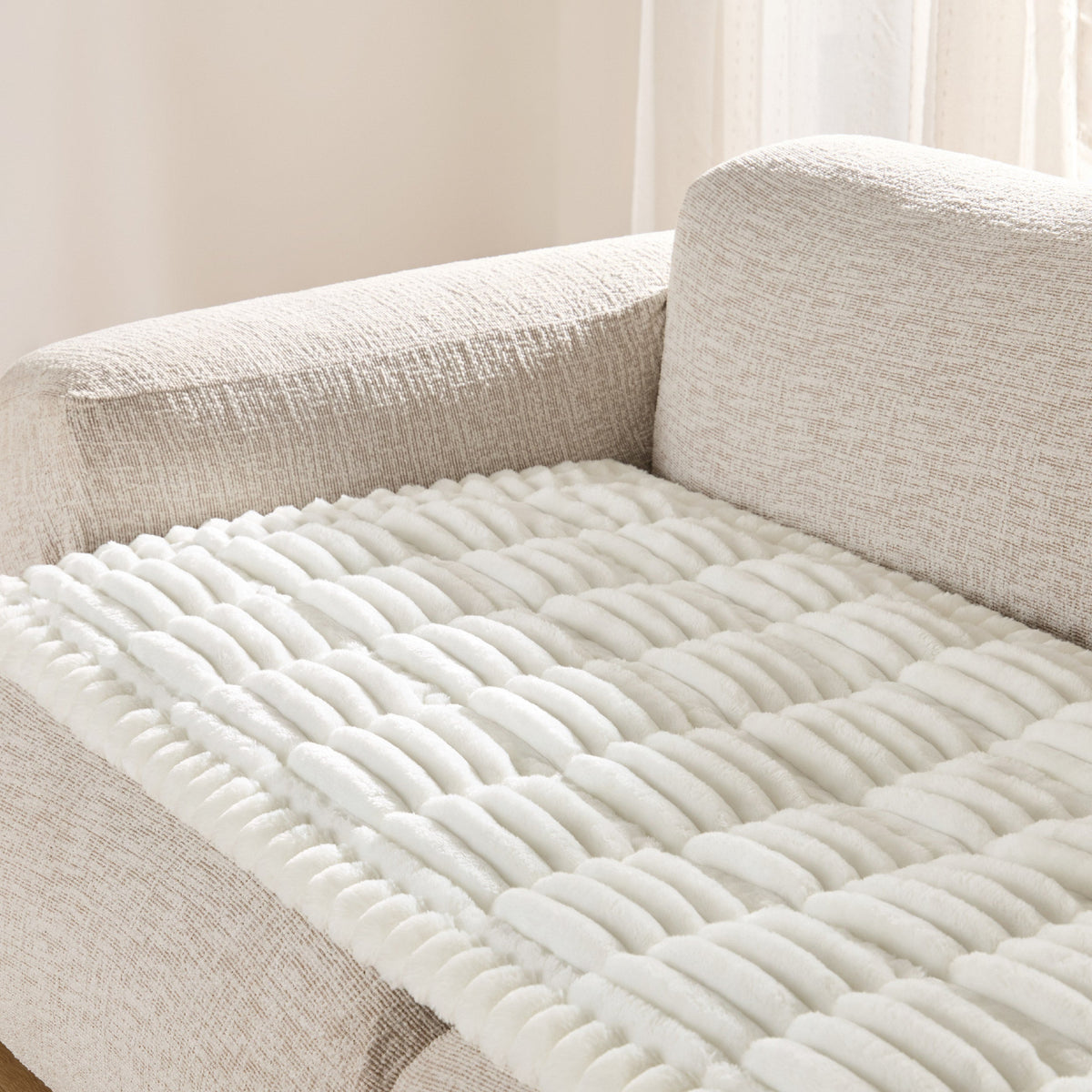 ComfyFleece® Pet Sofa Cover