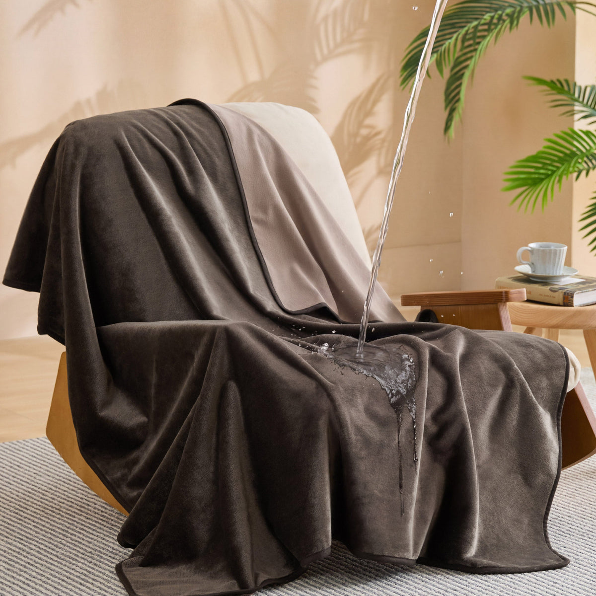 Waterproof Fleece Blanket